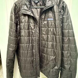 Patagonia Men's Black Quilted Jacket